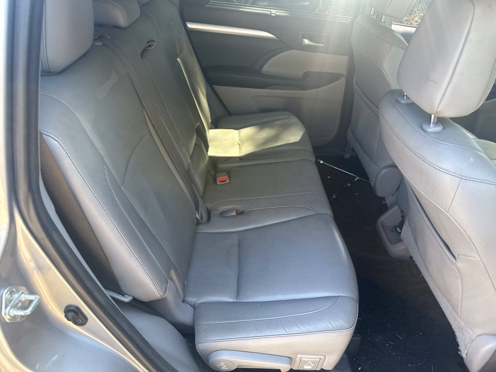 2016 Toyota Highlander XLE V6