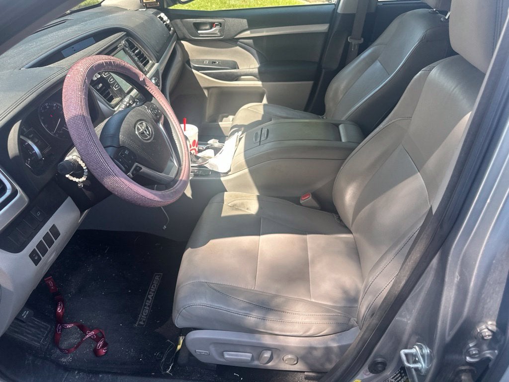 2016 Toyota Highlander XLE V6