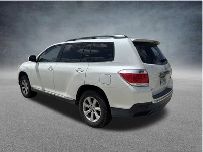 2013 Toyota Highlander SE