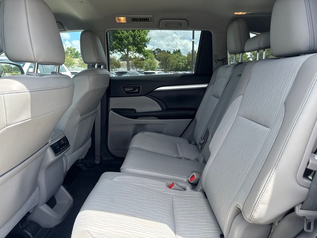 2017 Toyota Highlander LE Plus