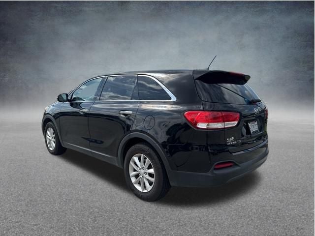 2016 Kia Sorento L