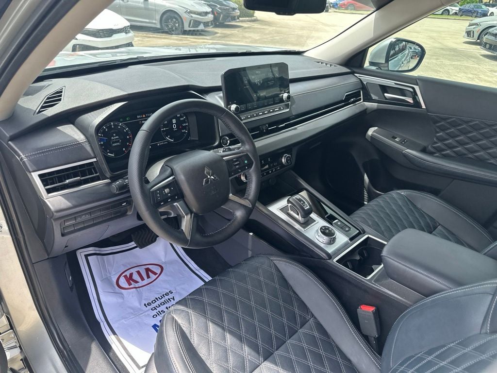 2024 Mitsubishi Outlander SEL