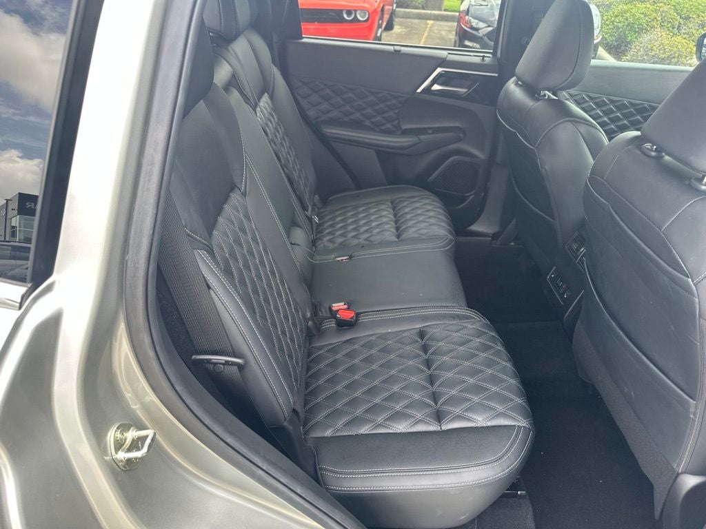 2024 Mitsubishi Outlander SEL
