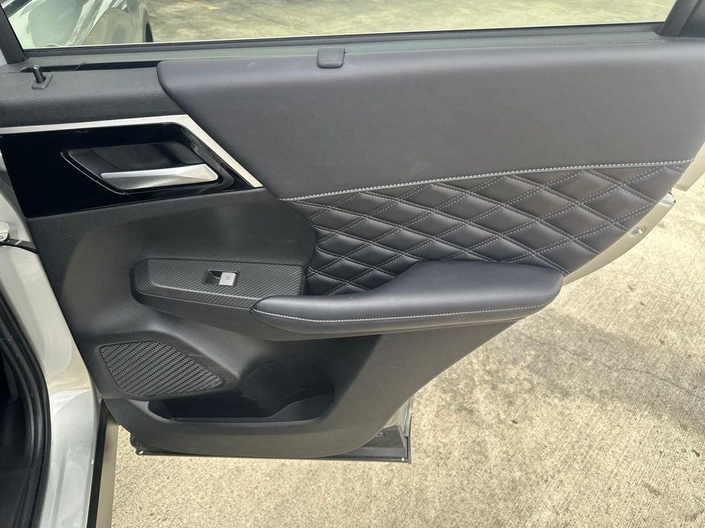 2024 Mitsubishi Outlander SEL