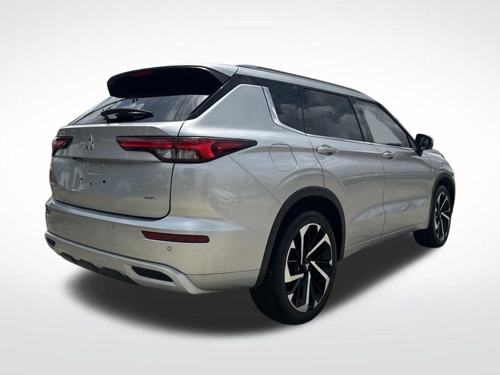 2024 Mitsubishi Outlander SEL