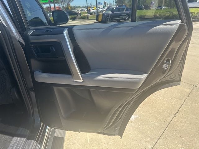 2013 Toyota 4Runner SR5