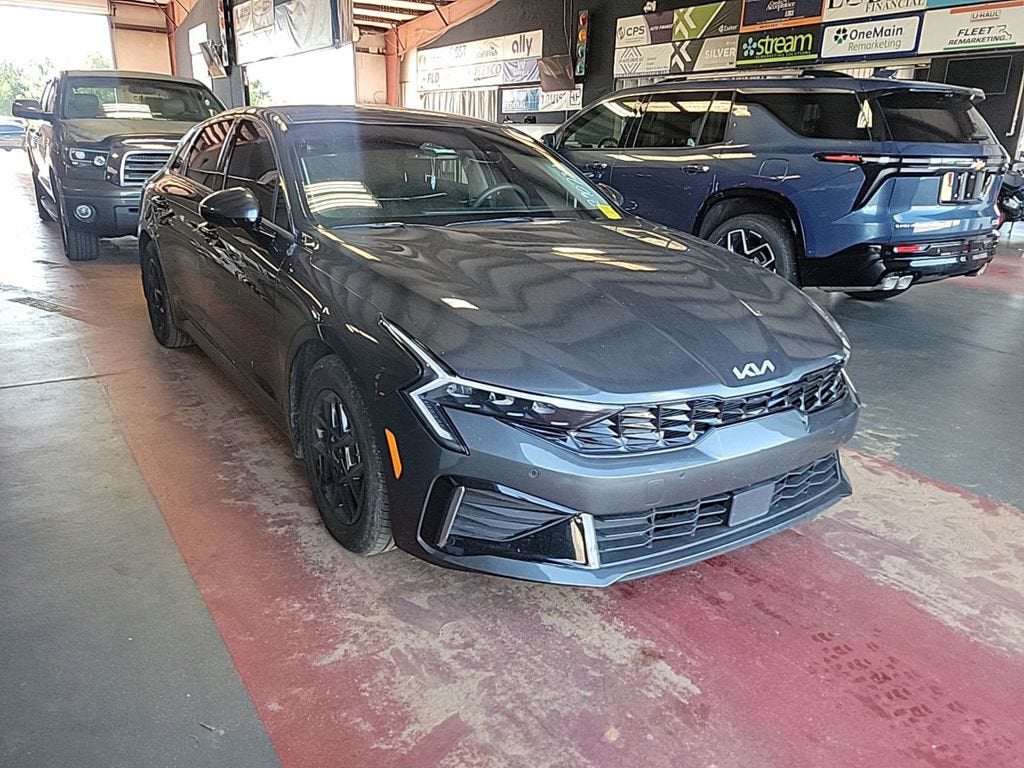 2025 Kia K5 LXS