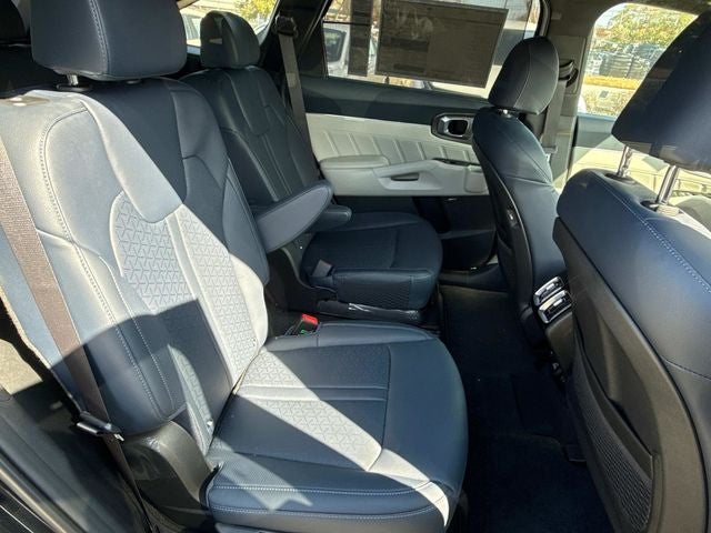 2023 Kia Sorento Plug-In Hybrid SX Prestige