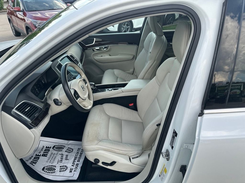 2019 Volvo XC90 T5 Momentum
