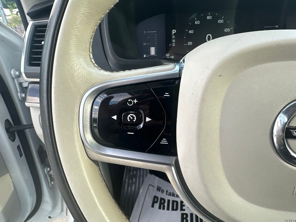 2019 Volvo XC90 T5 Momentum
