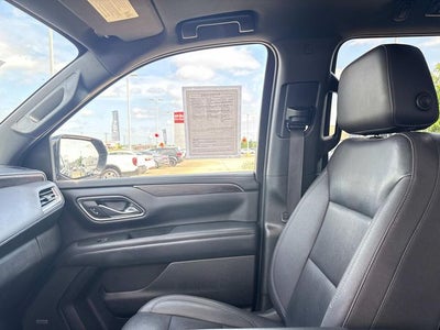2023 Chevrolet Suburban LT