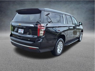 2023 Chevrolet Suburban LT