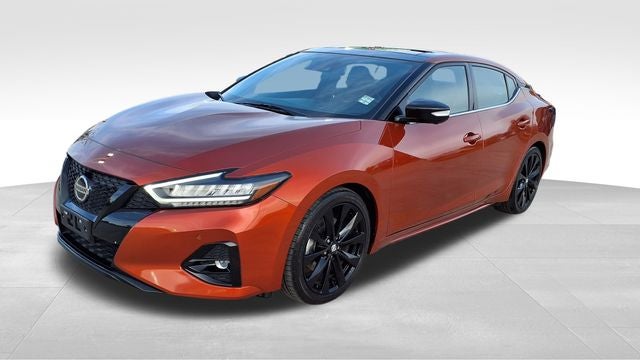 2022 Nissan Maxima SR