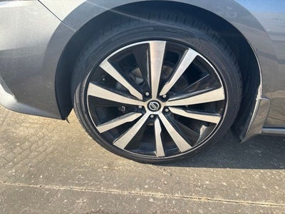 2019 Nissan Altima 2.5 SR