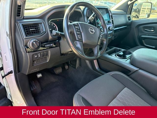 2024 Nissan Titan SV