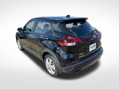 2022 Nissan Kicks S