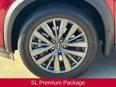 2024 Nissan Pathfinder SL