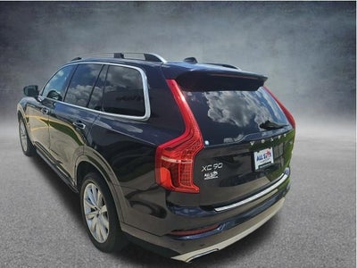2017 Volvo XC90 T6 Momentum