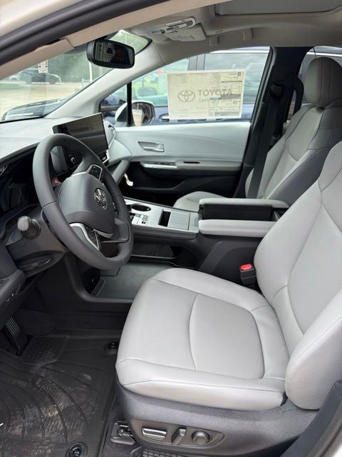2026 Toyota Sienna XLE 7 Passenger