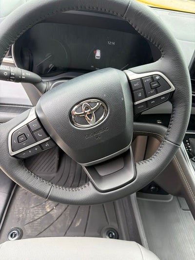 2026 Toyota Sienna XLE 7 Passenger