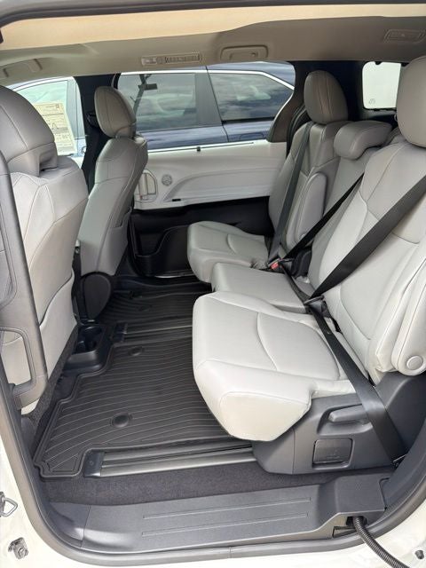 2026 Toyota Sienna XLE 7 Passenger