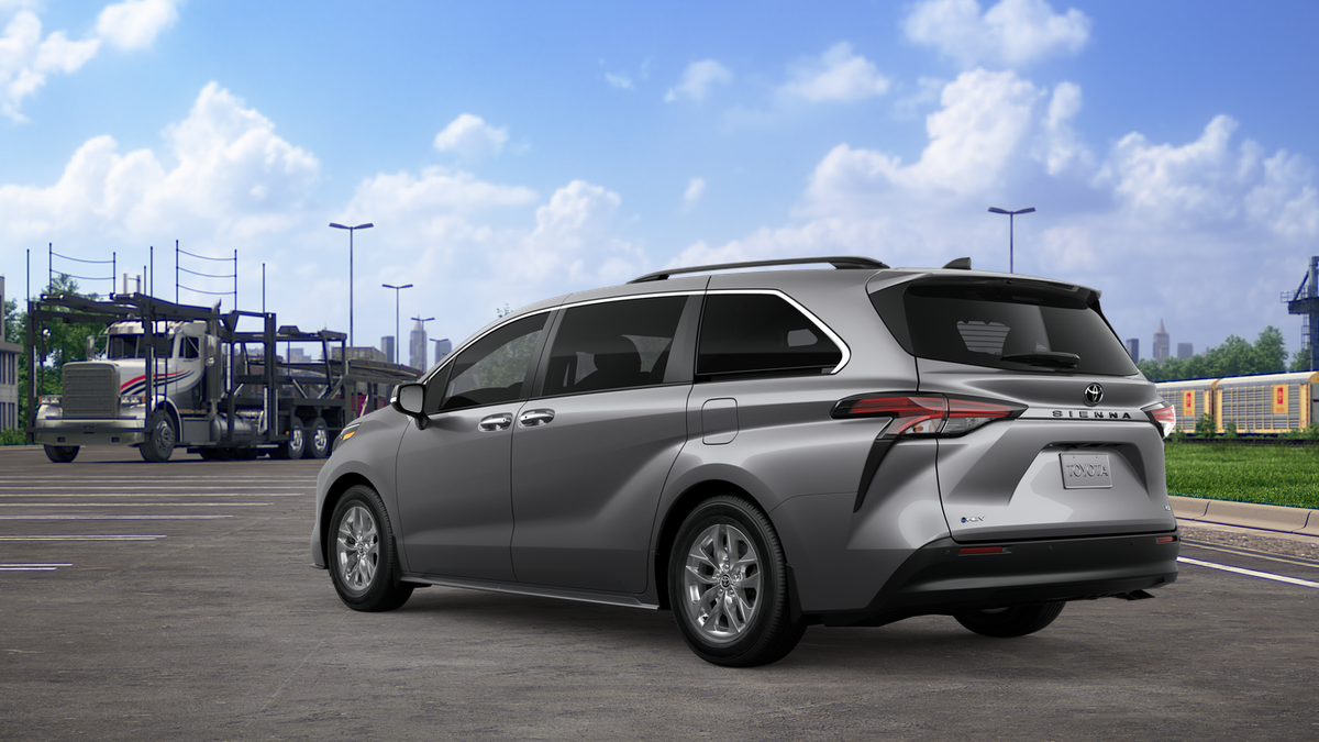 2026 Toyota Sienna XLE