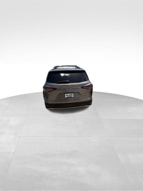 2026 Toyota Sienna Limited 7 Passenger