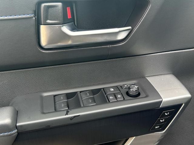 2025 Toyota Tundra i-FORCE MAX Platinum i-FORCE MAX