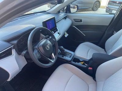 2026 Toyota Corolla Cross LE