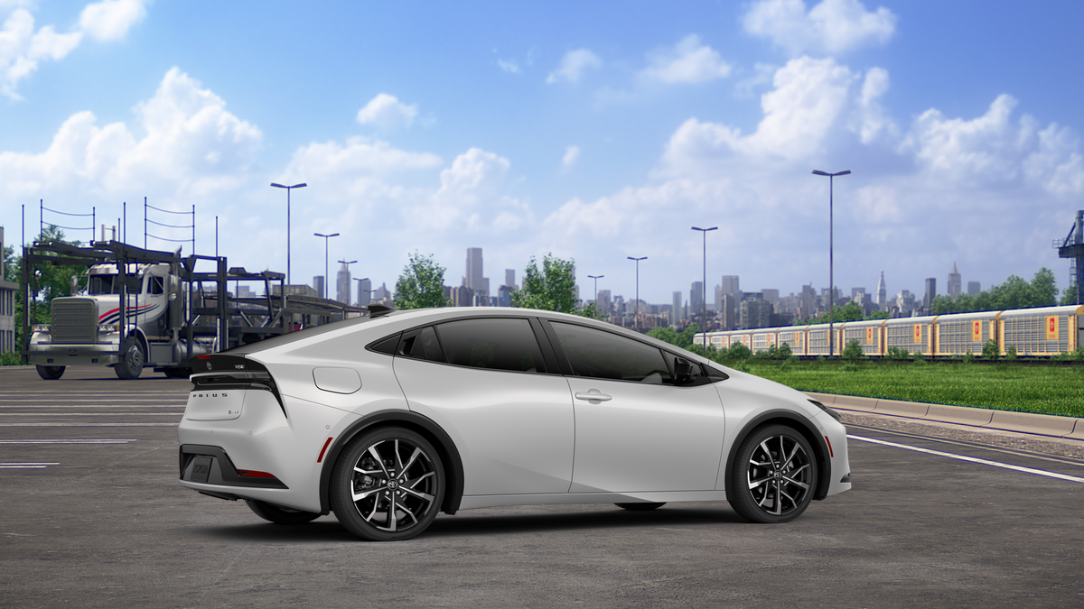 2025 Toyota Prius Plug-in Hybrid XSE Premium