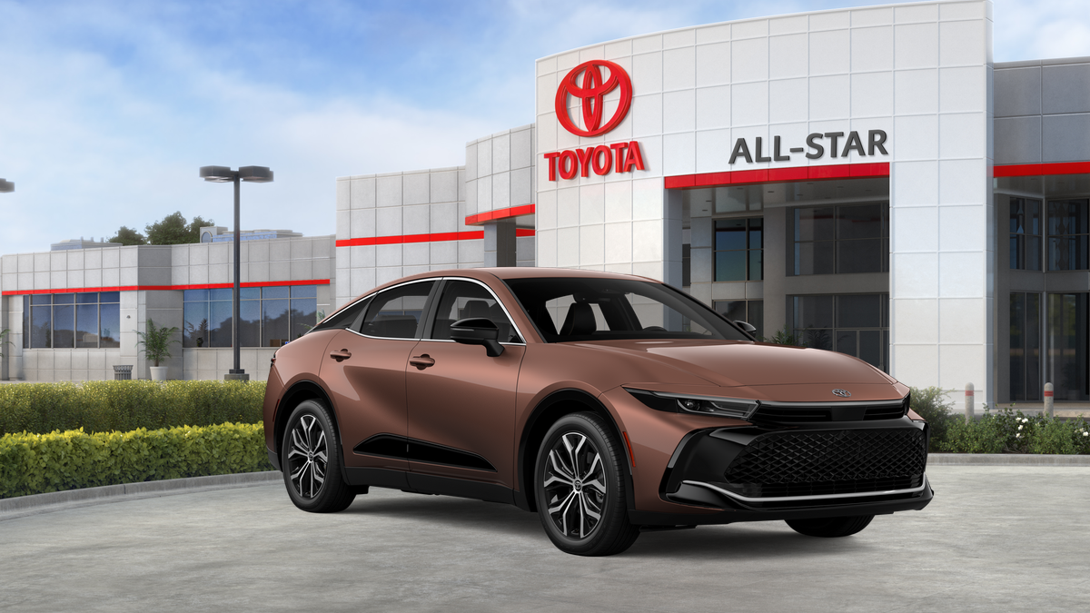 2027 Toyota Toyota Crown XLE