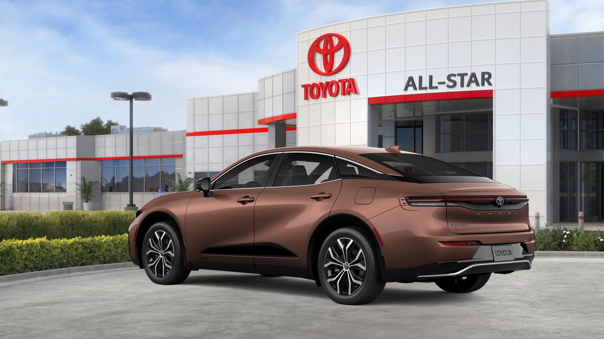 2027 Toyota Toyota Crown XLE