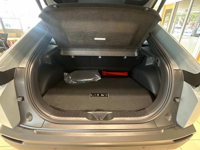 2026 Toyota C-HR SE