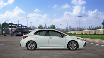 2026 Toyota Corolla Hatchback SE