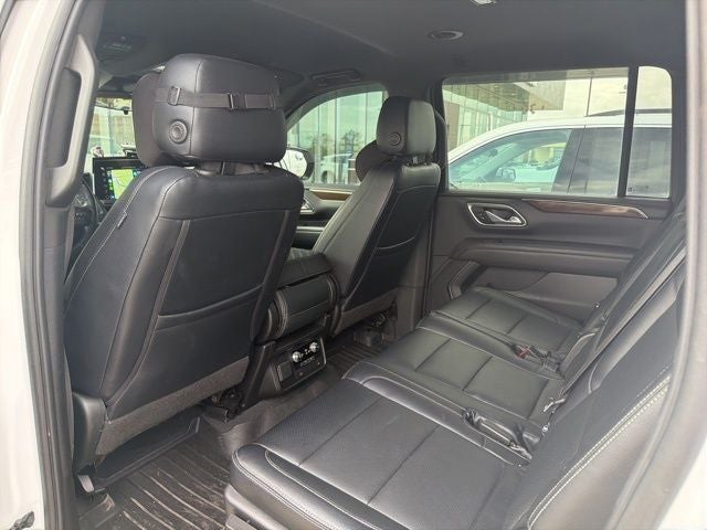 2023 GMC Yukon XL SLE