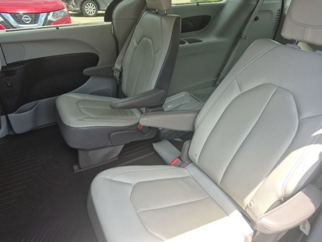 2019 Chrysler Pacifica Touring L Plus