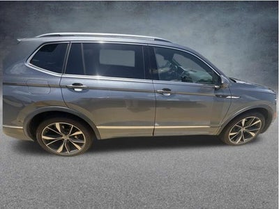 2022 Volkswagen Tiguan SEL R-Line