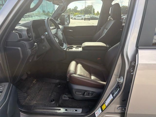 2025 Toyota Land Cruiser 4WD (Natl)