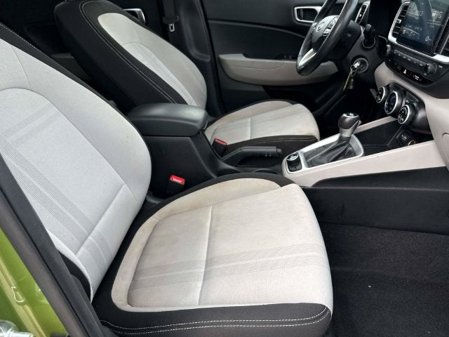 2022 Hyundai Venue SEL