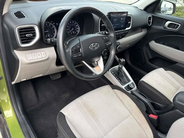 2022 Hyundai Venue SEL