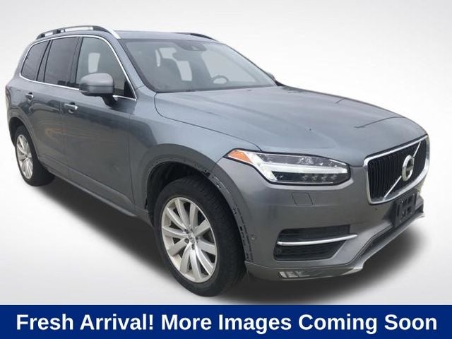 2018 Volvo XC90 Momentum