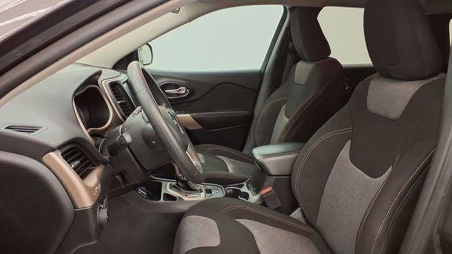 2018 Jeep Cherokee Latitude Tech Connect FWD