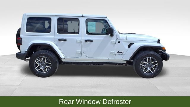 2025 Jeep Wrangler 4-Door Sahara 4x4