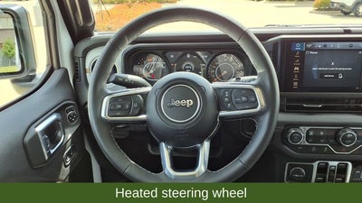 2025 Jeep Wrangler 4-Door Sahara 4x4