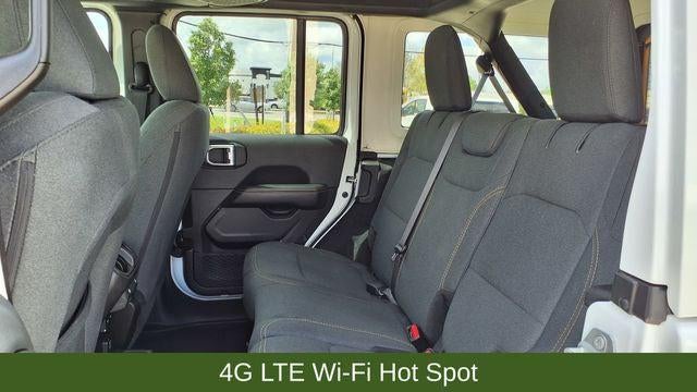 2025 Jeep Wrangler 4-Door Sahara 4x4