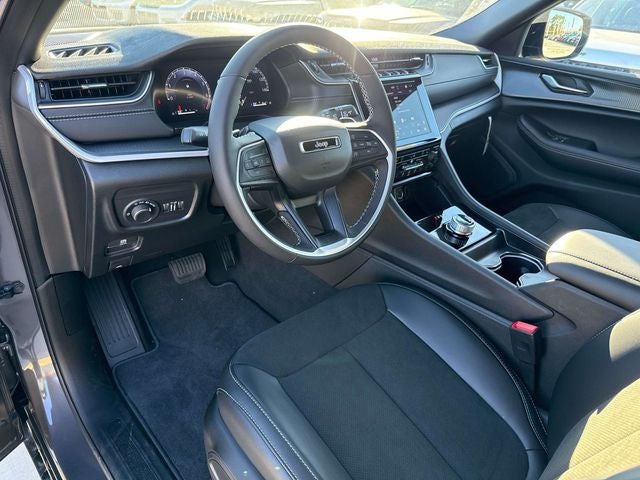 2025 Jeep Grand Cherokee L Altitude X 4x2