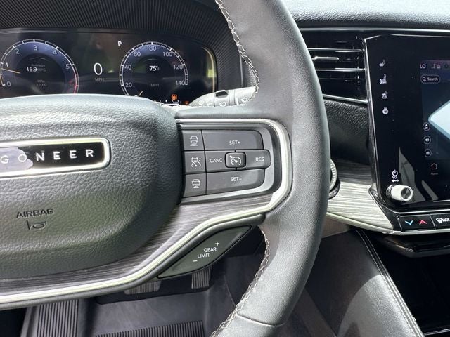 2024 Jeep Wagoneer L Series II 4x2