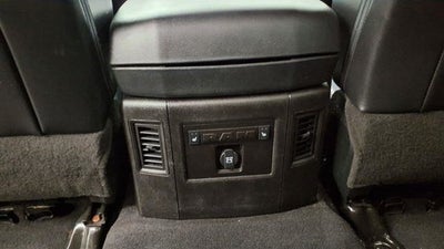 2018 RAM 1500 Laramie Crew Cab 4x4 5'7' Box