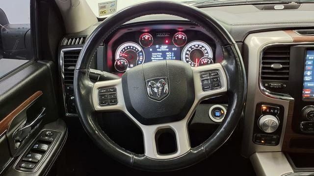 2018 RAM 1500 Laramie Crew Cab 4x4 5'7' Box