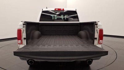 2018 RAM 1500 Laramie Crew Cab 4x4 5'7' Box